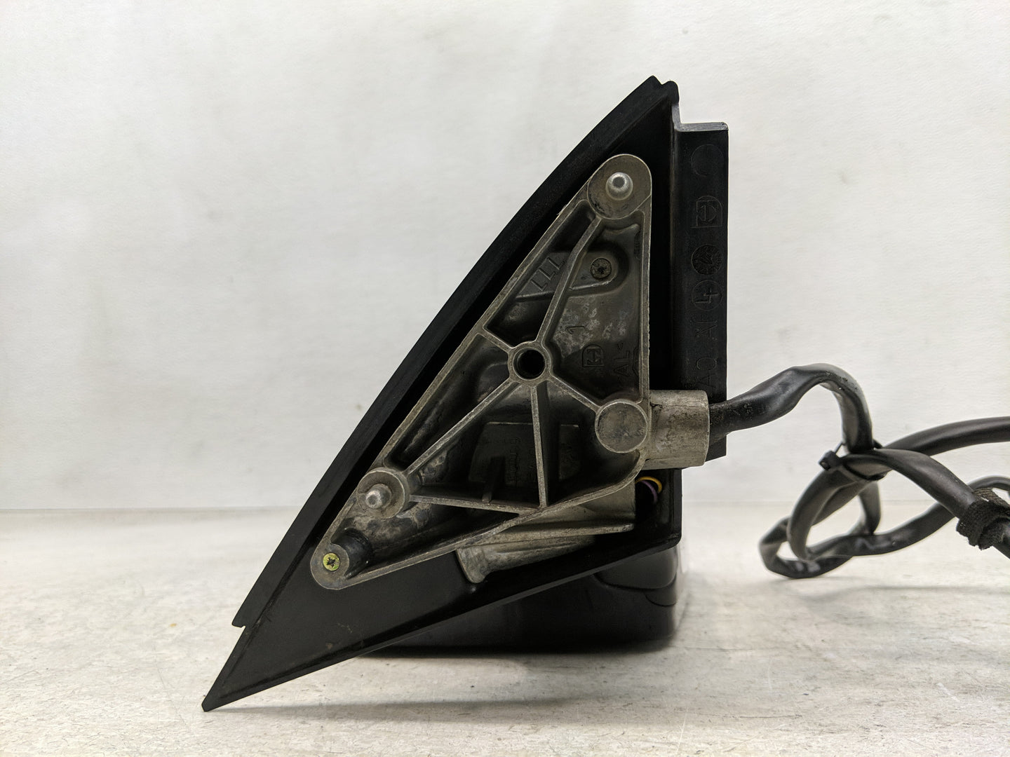 2006-2008 Audi A4 Driver Side View Mirror - Left Door Mirror OEM Used - Oemusedautoparts1.com