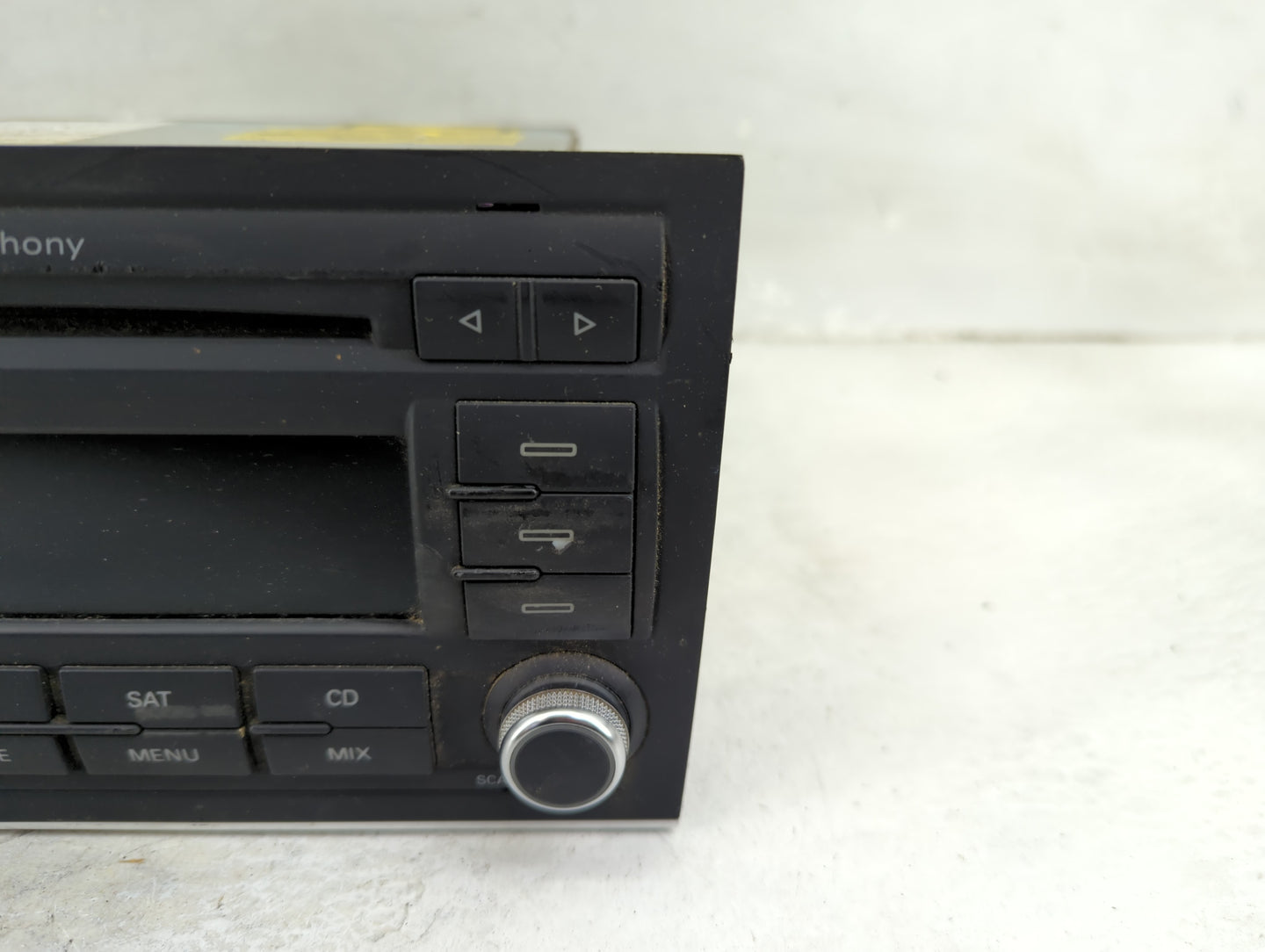 2008 Audi A4 Radio AM FM Cd Player Receiver Replacement P/N:8E0035195AC 7646019380 Fits OEM Used Auto Parts - Oemusedautopar