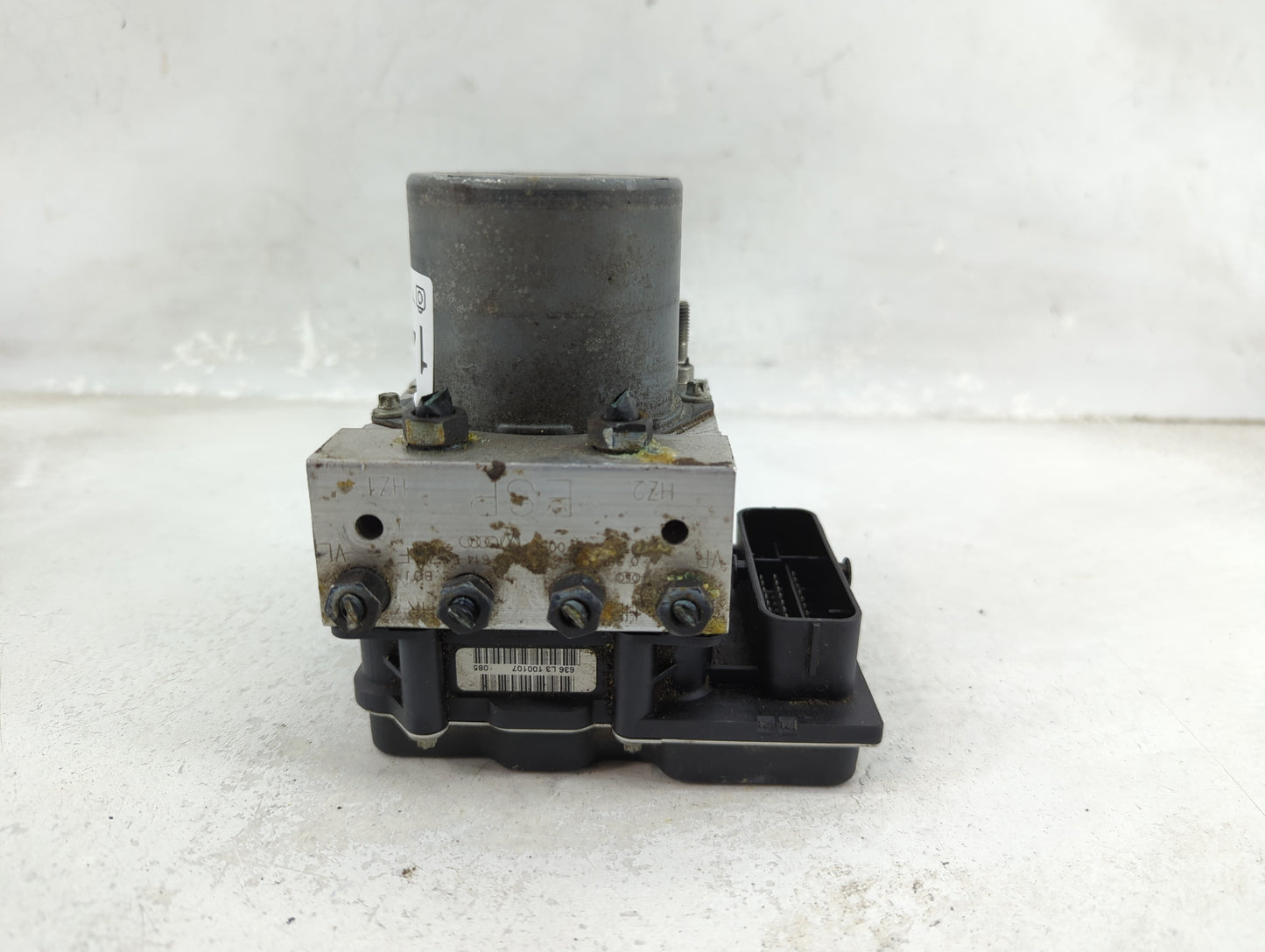 2007-2009 Audi A4 ABS Pump Control Module Replacement P/N:8E0 614 517B Fits Fits 2007 2008 2009 OEM Used Auto Parts - Oemuse