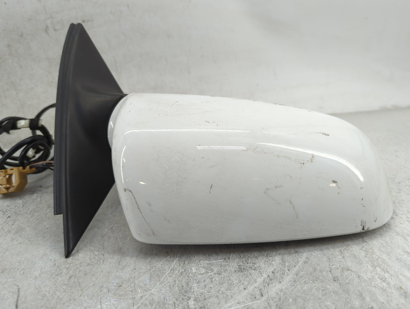 2002-2008 Audi A4 Passenger Side View Mirror - Right Door Mirror OEM Used - Oemusedautoparts1.com