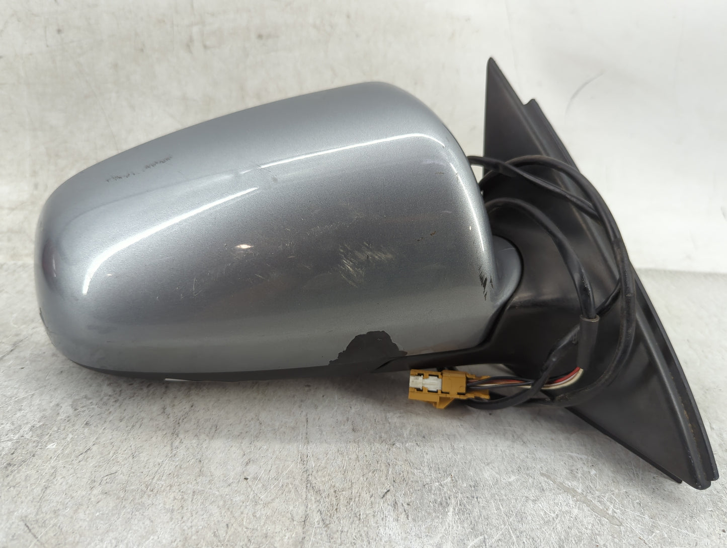 2002-2008 Audi A4 Passenger Side View Mirror - Right Door Mirror OEM Used - Oemusedautoparts1.com