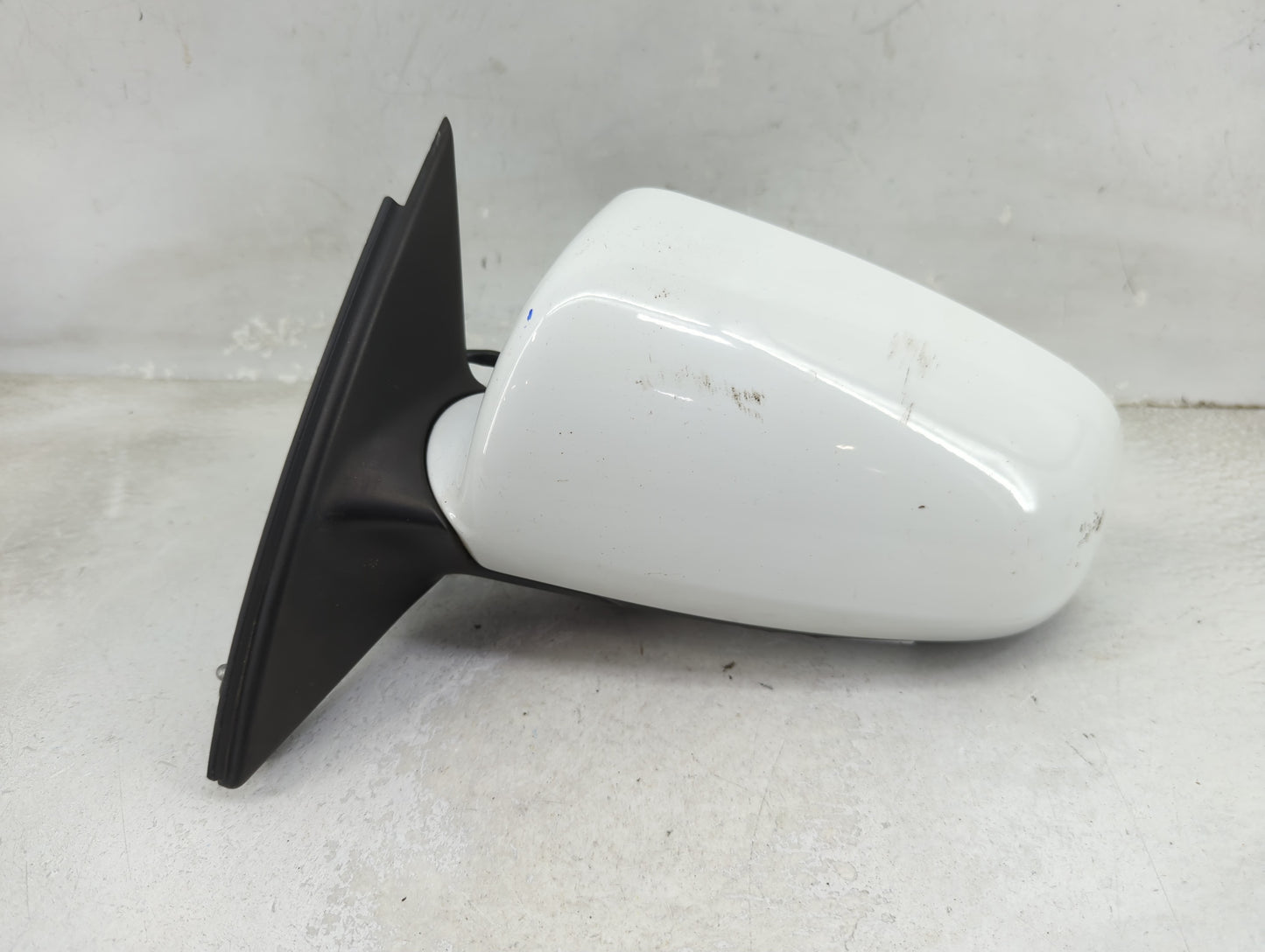 2002-2008 Audi A4 Driver Side View Mirror - Left Door Mirror OEM Used - Oemusedautoparts1.com