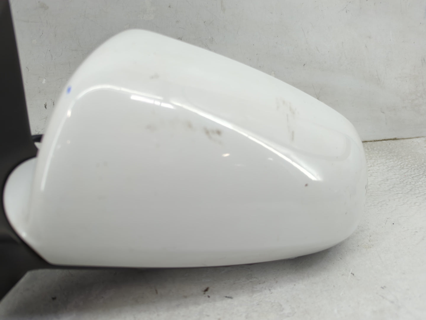 2002-2008 Audi A4 Driver Side View Mirror - Left Door Mirror OEM Used - Oemusedautoparts1.com
