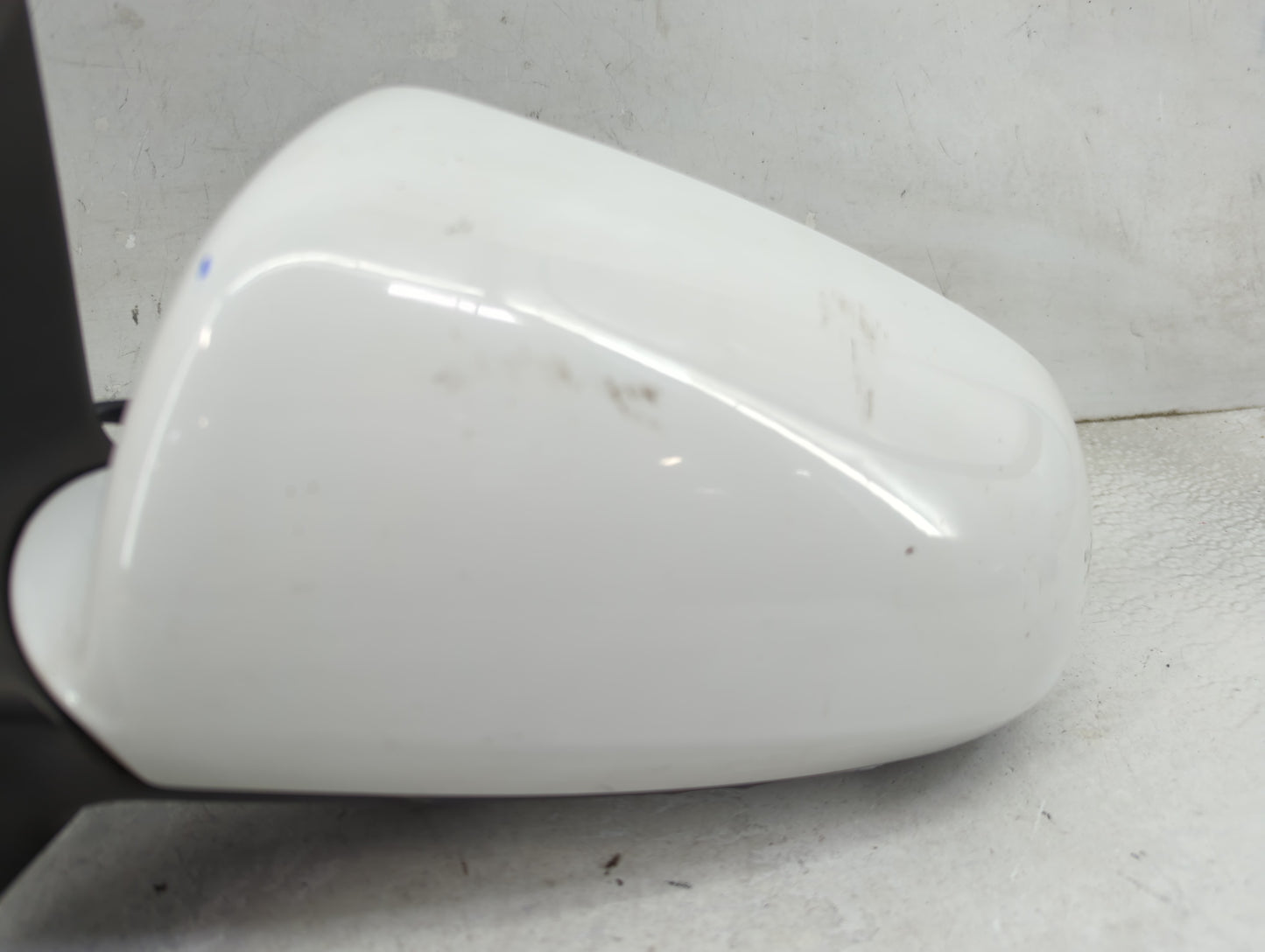 2002-2008 Audi A4 Driver Side View Mirror - Left Door Mirror OEM Used - Oemusedautoparts1.com