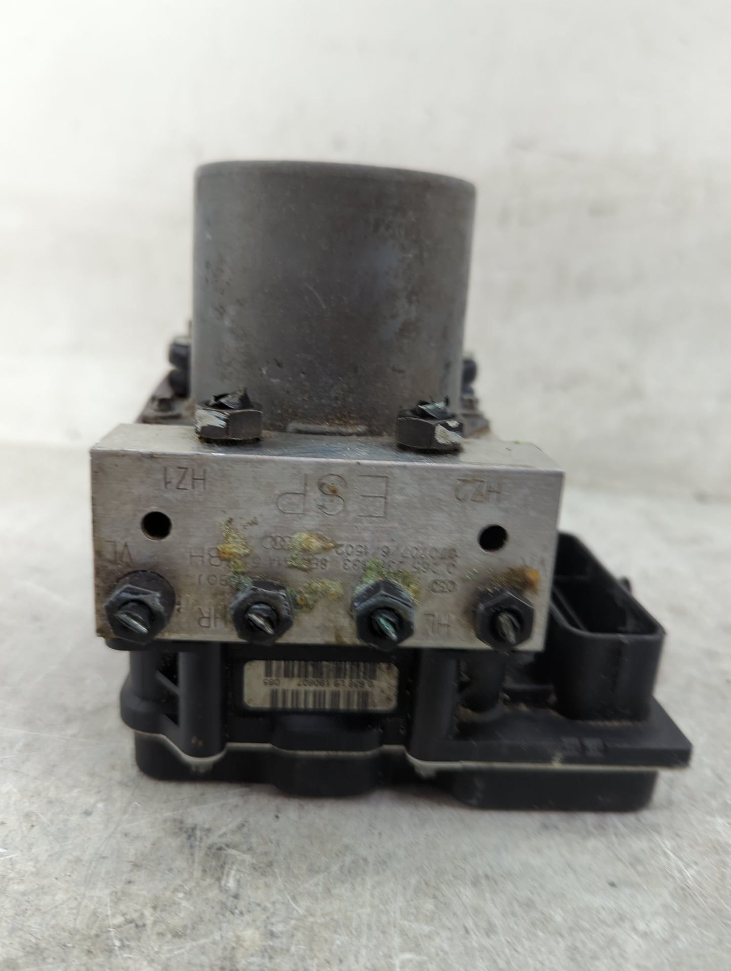 2007-2009 Audi A4 ABS Pump Control Module Replacement P/N:8E0910517J 8E0614517BH, 0265950472, 0265235093 Fits Fits 2007 2008