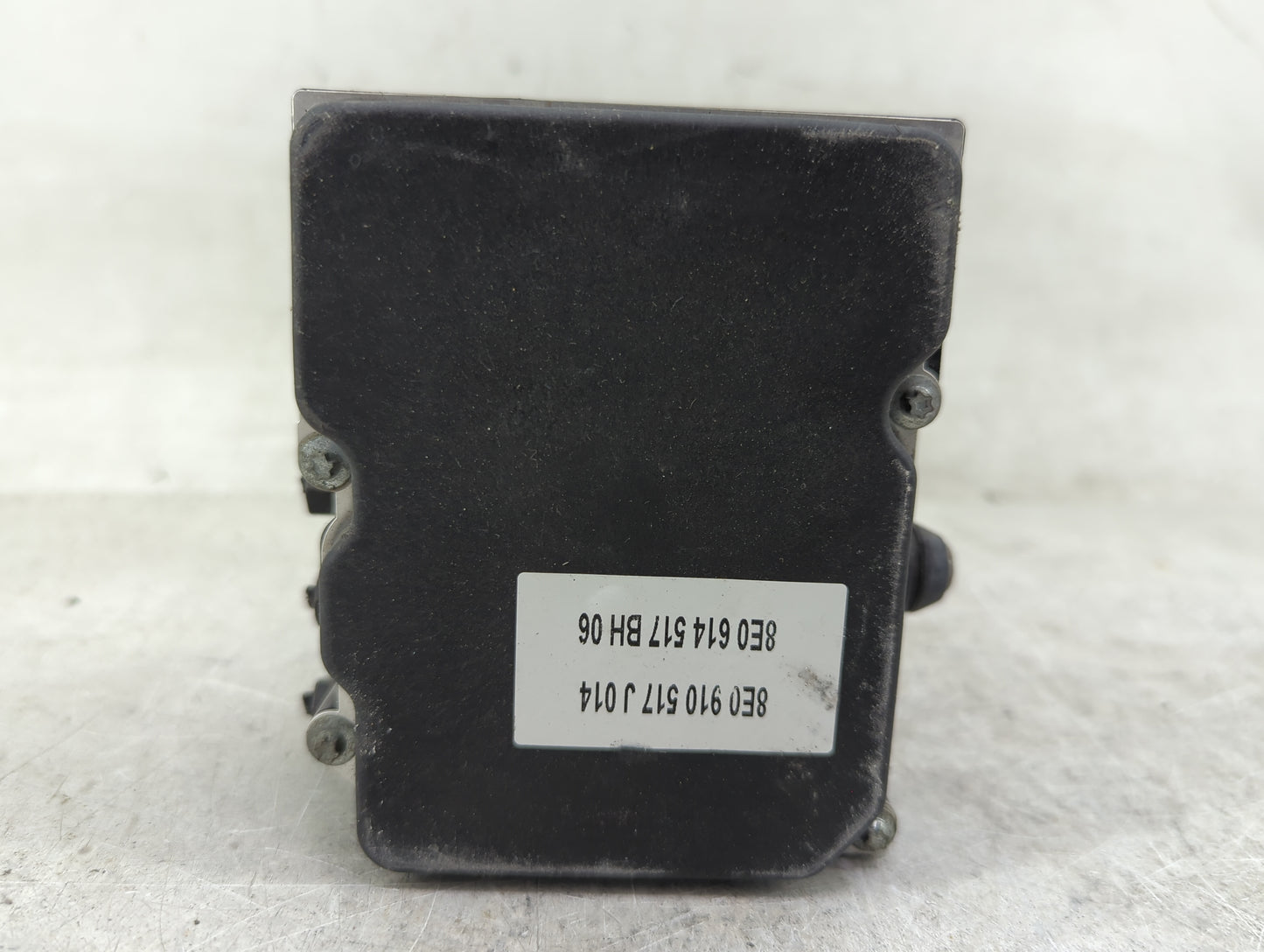 2007-2009 Audi A4 ABS Pump Control Module Replacement P/N:8E0910517J 8E0614517BH, 0265950472, 0265235093 Fits Fits 2007 2008