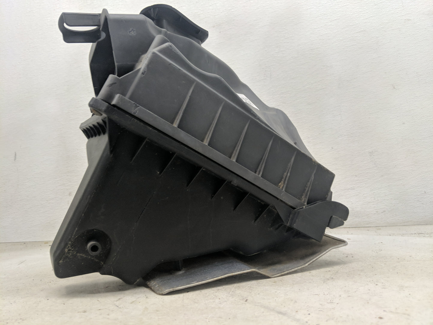 2005-2009 Audi A4 Air Cleaner Intake-duct Hose Tube - Oemusedautoparts1.com