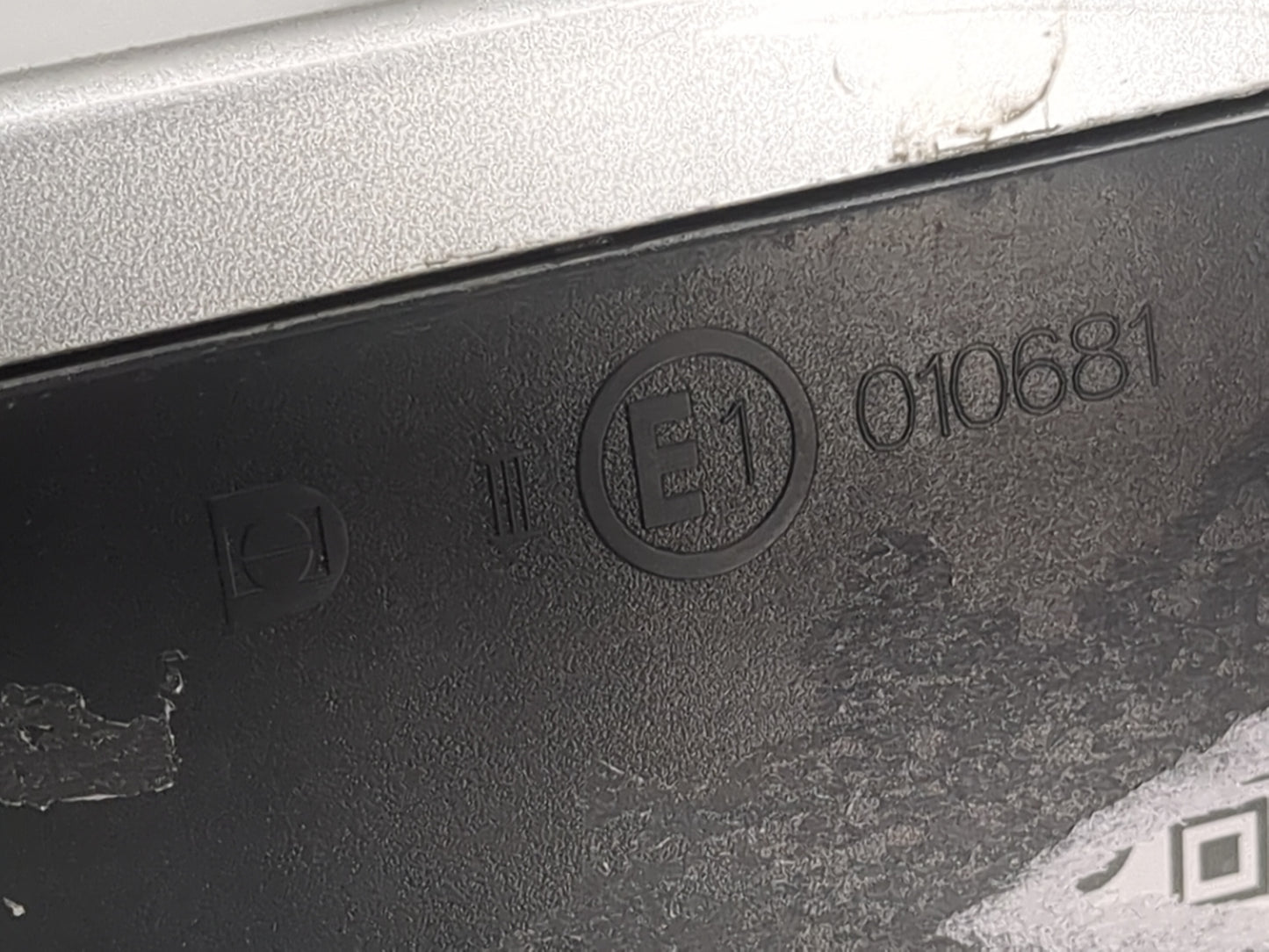 2003-2009 Audi A4 Driver Side View Mirror - Left Door Mirror OEM Used - Oemusedautoparts1.com