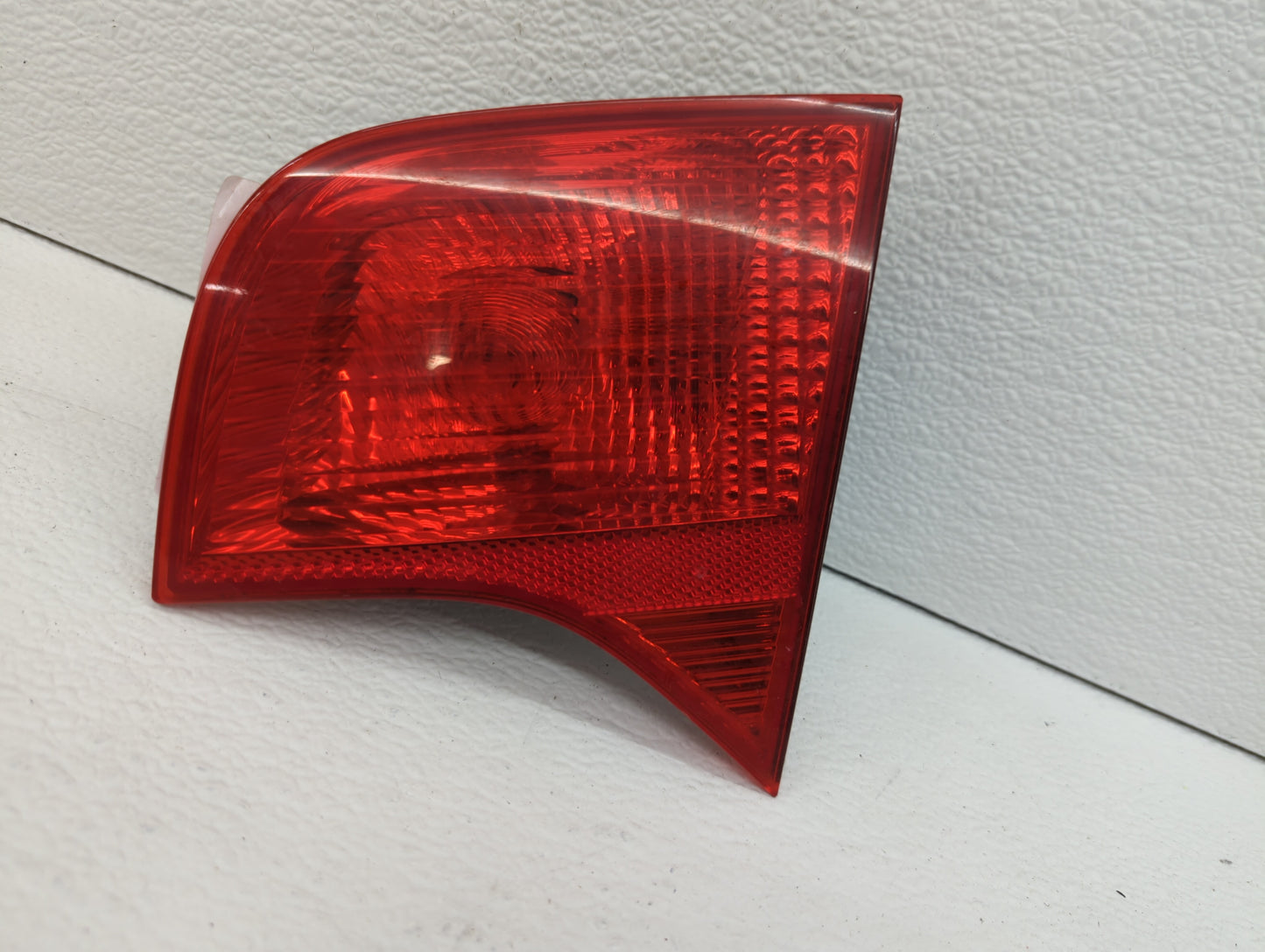 2005-2008 Audi A4 Tail Light Assembly Passenger Right OEM P/N:965 160 Fits Fits 2005 2006 2007 2008 OEM Used Auto Parts - Oe