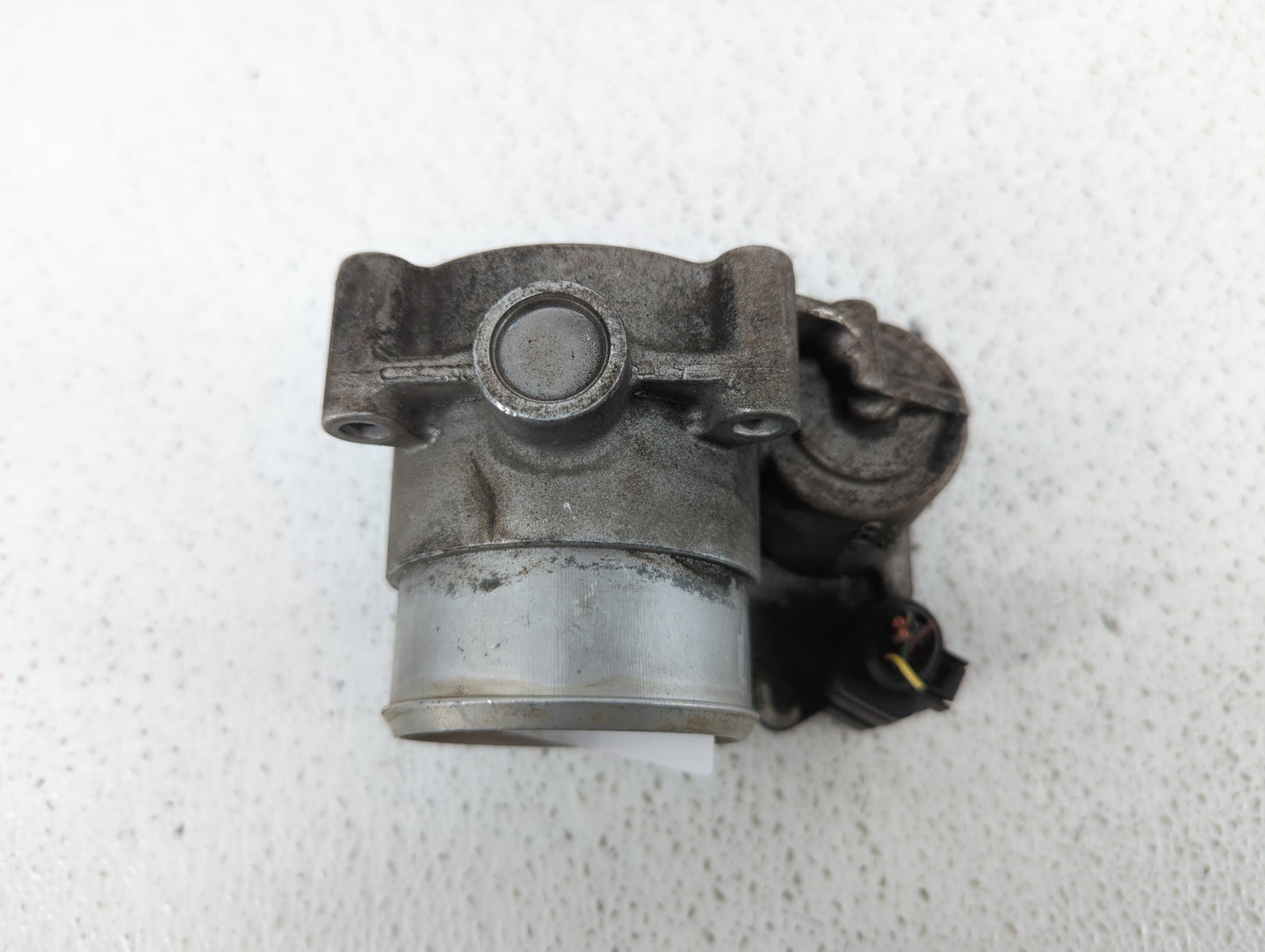 2005-2016 Audi A4 Throttle Body P/N:06F 133 062 G 06F 133 062 T Fits OEM Used Auto Parts - Oemusedautoparts1.com