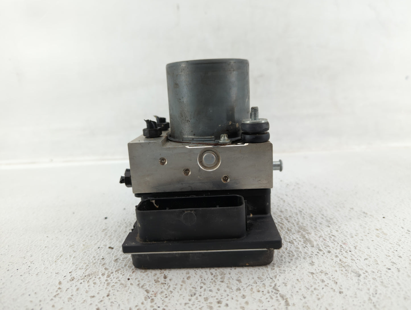 2007-2009 Audi A4 ABS Pump Control Module Replacement P/N:8E0 614 517 BF Fits Fits 2007 2008 2009 OEM Used Auto Parts - Oemu