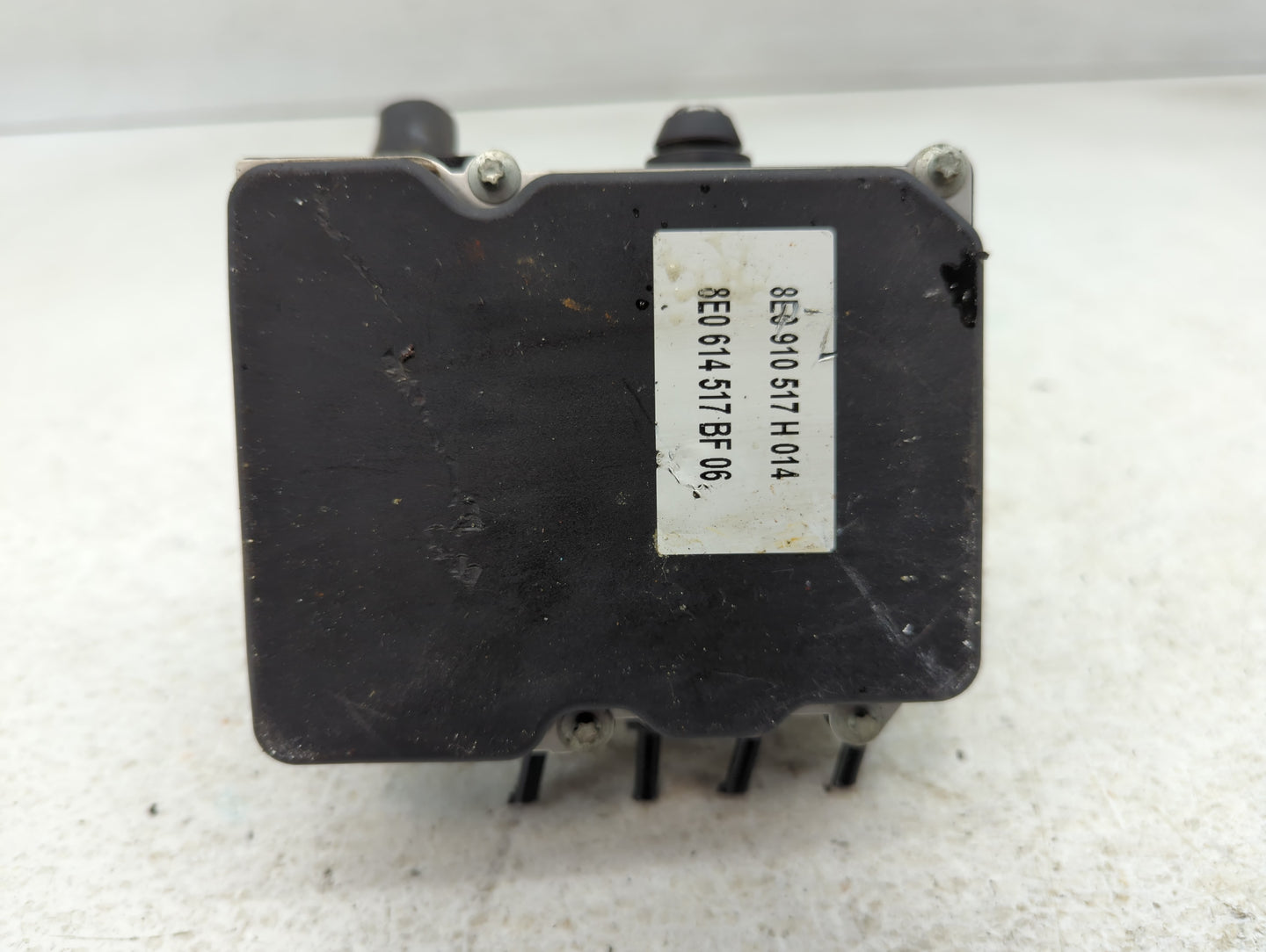 2007-2009 Audi A4 ABS Pump Control Module Replacement P/N:8E0 614 517 BF Fits Fits 2007 2008 2009 OEM Used Auto Parts - Oemu