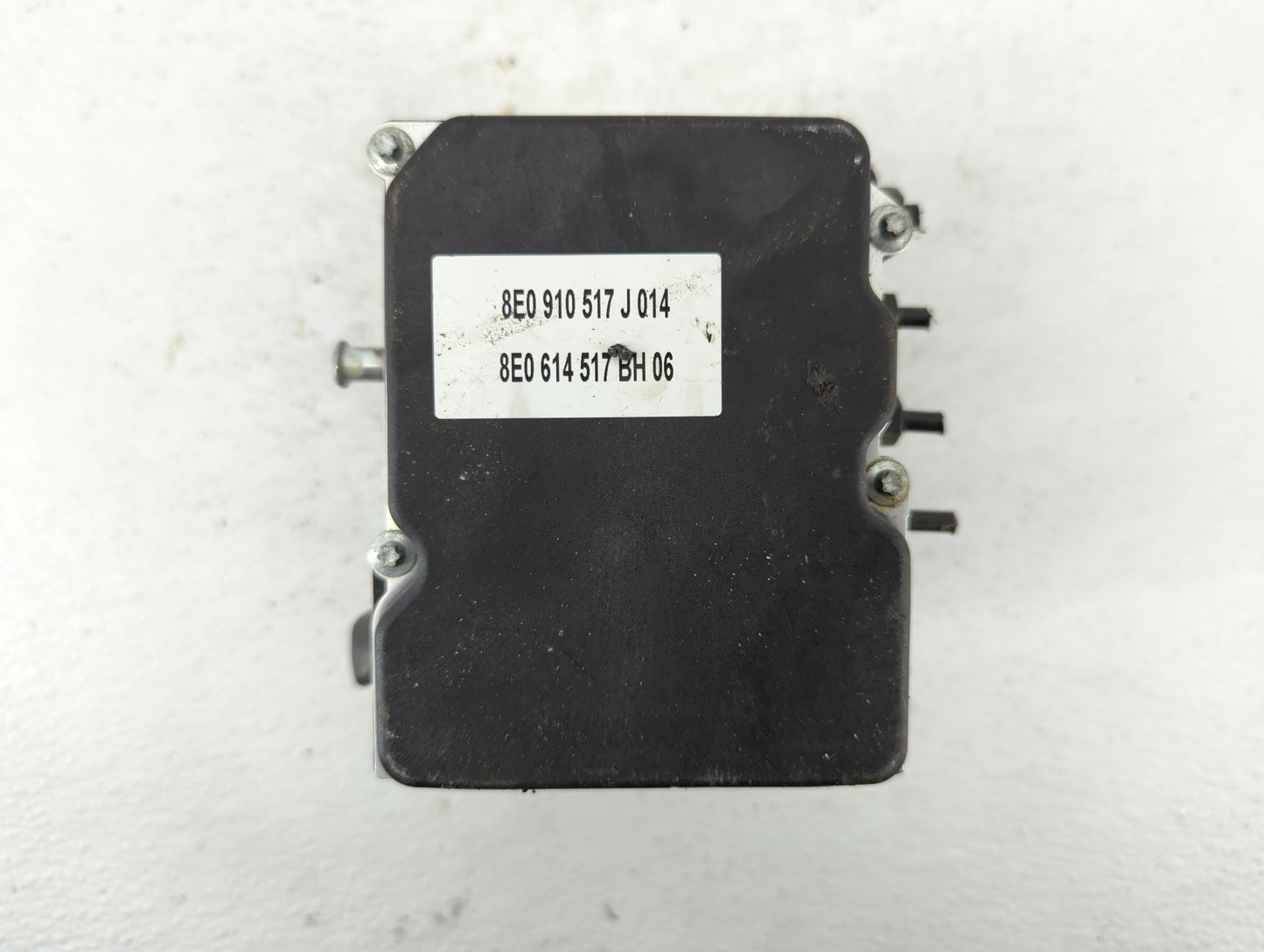 2007-2009 Audi A4 ABS Pump Control Module Replacement P/N:8F0 614 517 BH Fits Fits 2007 2008 2009 OEM Used Auto Parts - Oemu