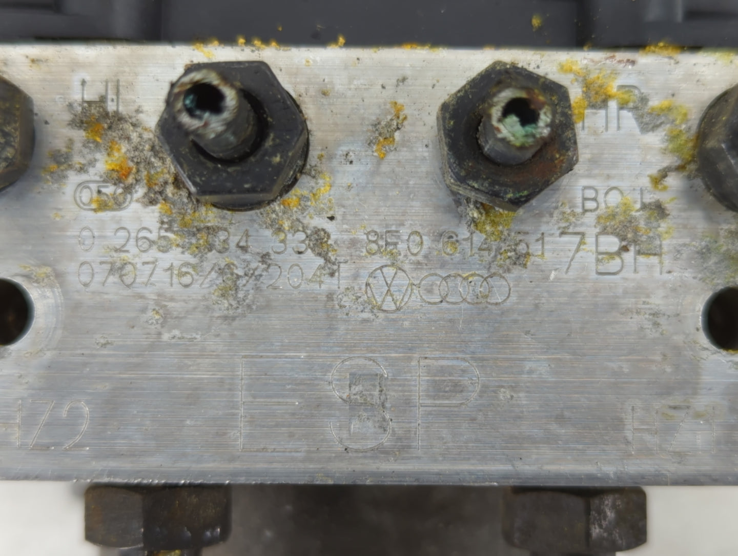 2007-2009 Audi A4 ABS Pump Control Module Replacement P/N:8F0 614 517 BH Fits Fits 2007 2008 2009 OEM Used Auto Parts - Oemu