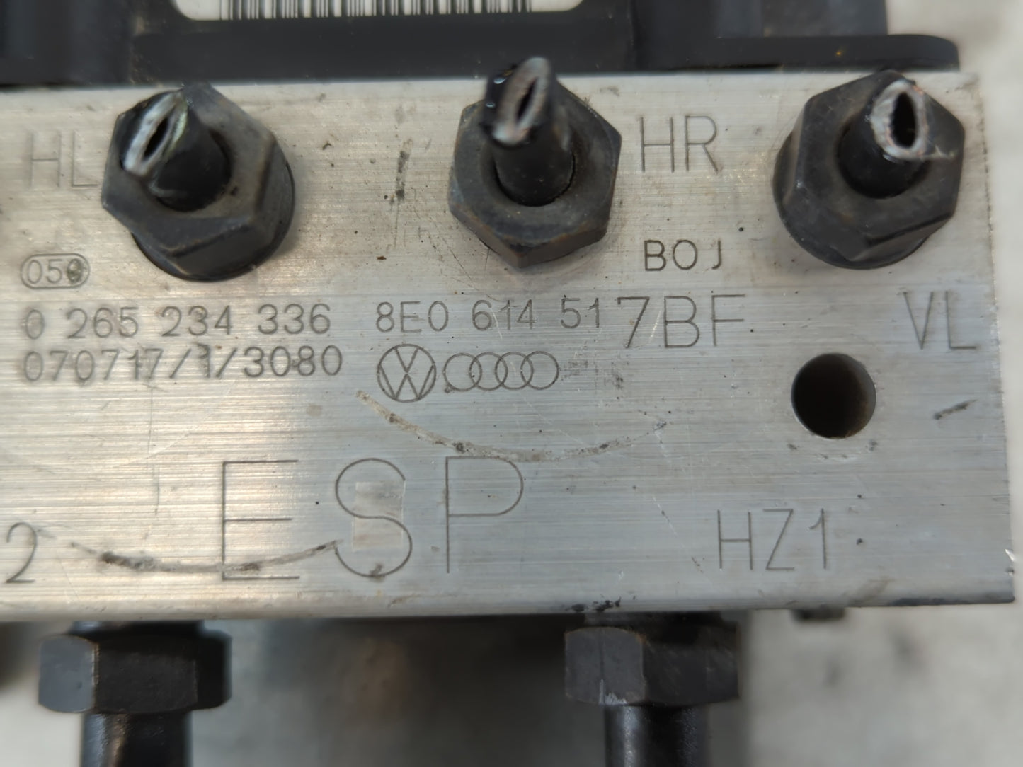 2007-2009 Audi A4 ABS Pump Control Module Replacement P/N:8E0 614 517BF 0 265 234 336 Fits Fits 2007 2008 2009 OEM Used Auto