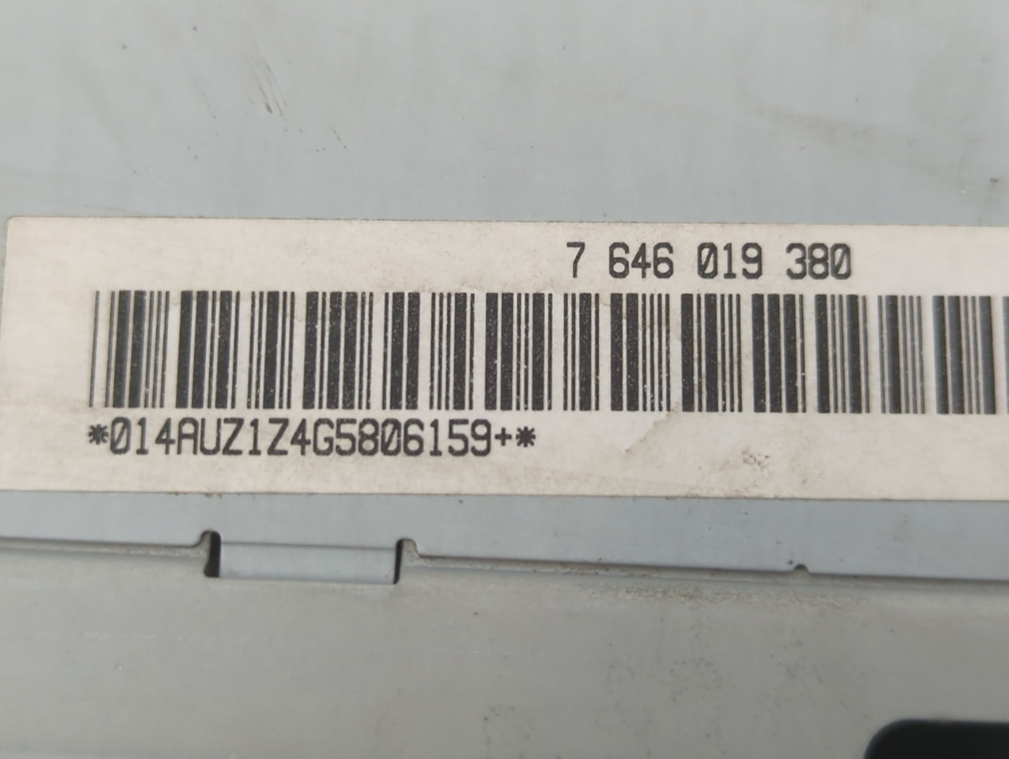 2008 Audi A4 Radio AM FM Cd Player Receiver Replacement P/N:7 646 019 380 Fits OEM Used Auto Parts - Oemusedautoparts1.com