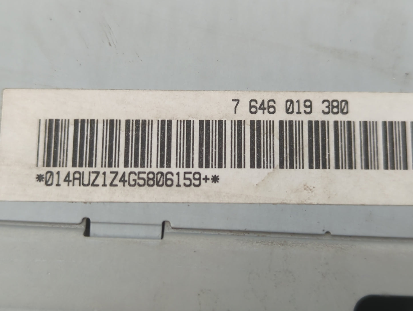 2008 Audi A4 Radio AM FM Cd Player Receiver Replacement P/N:7 646 019 380 Fits OEM Used Auto Parts - Oemusedautoparts1.com