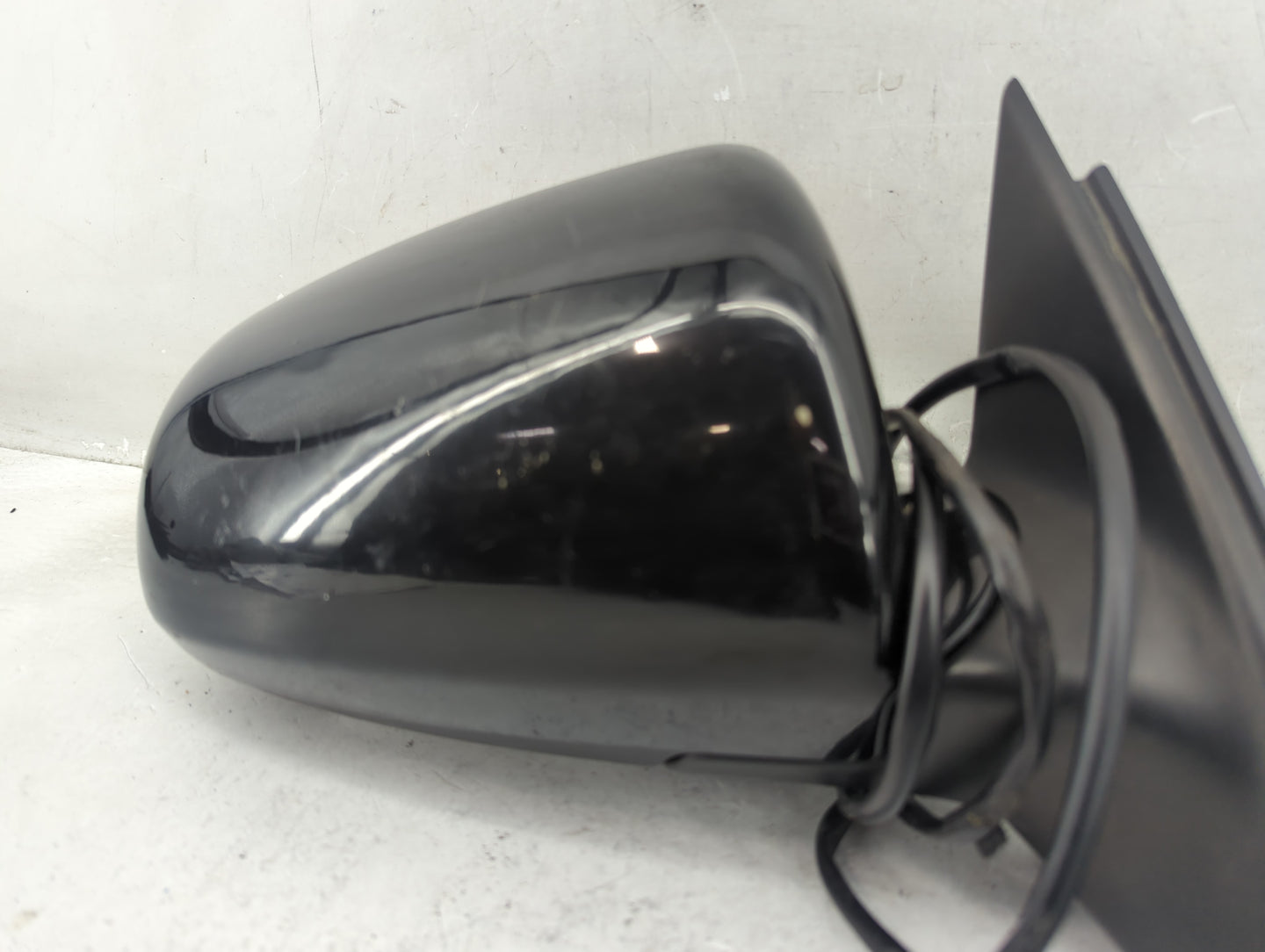 2006-2009 Audi A4 Quattro Passenger Side View Mirror - Right Door Mirror OEM Used - Oemusedautoparts1.com