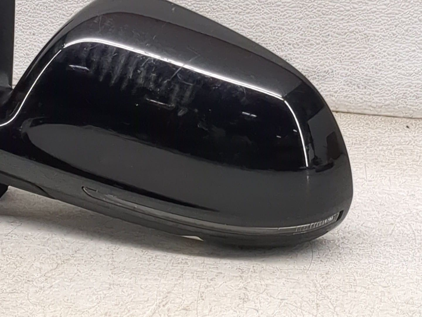 2005-2008 Audi A6 Driver Side View Mirror - Left Door Mirror OEM Used - Oemusedautoparts1.com