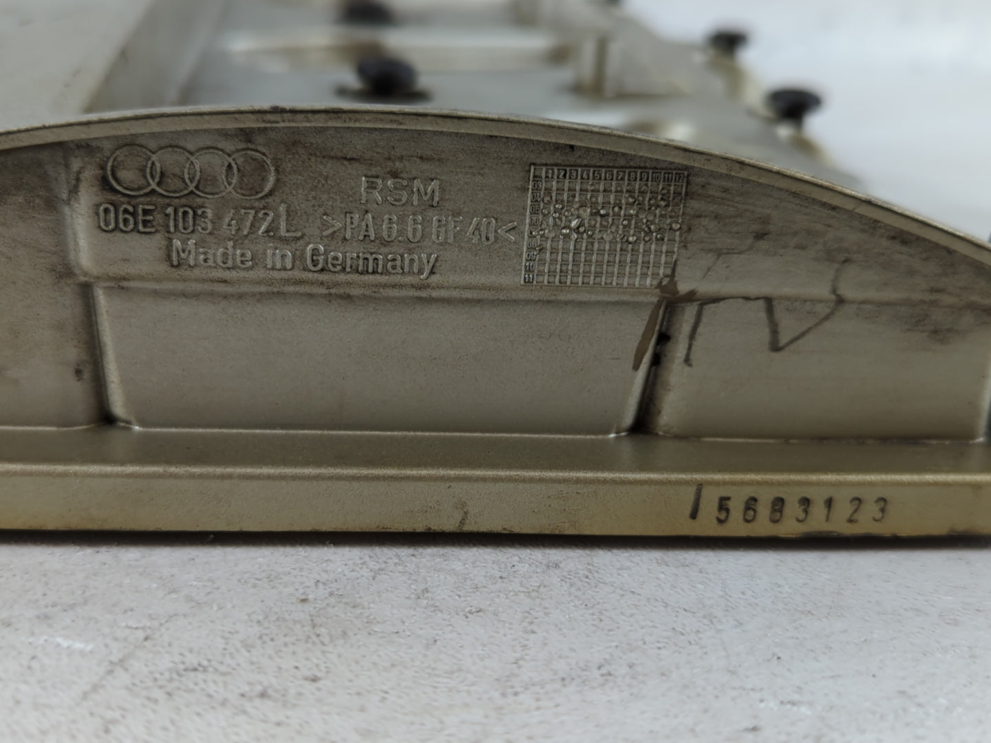2008 Audi A6 Driver Left Cylinder Head Valve Cover P/N:5683123 06E 103 472 Fits OEM Used Auto Parts - Oemusedautoparts1.com
