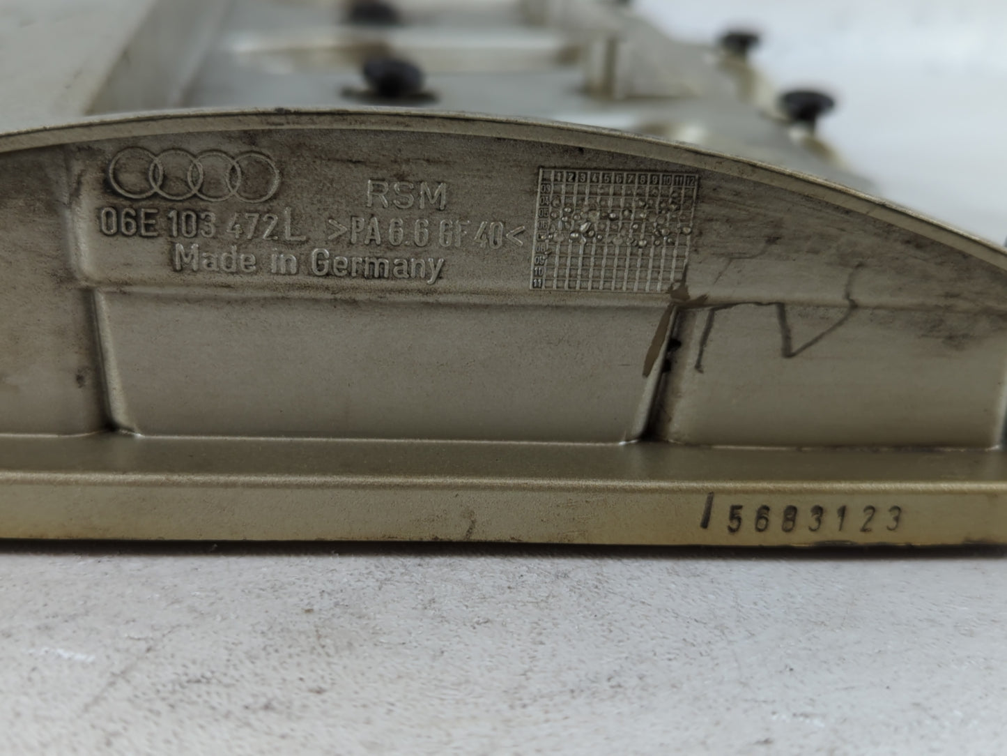 2008 Audi A6 Driver Left Cylinder Head Valve Cover P/N:5683123 06E 103 472 Fits OEM Used Auto Parts - Oemusedautoparts1.com