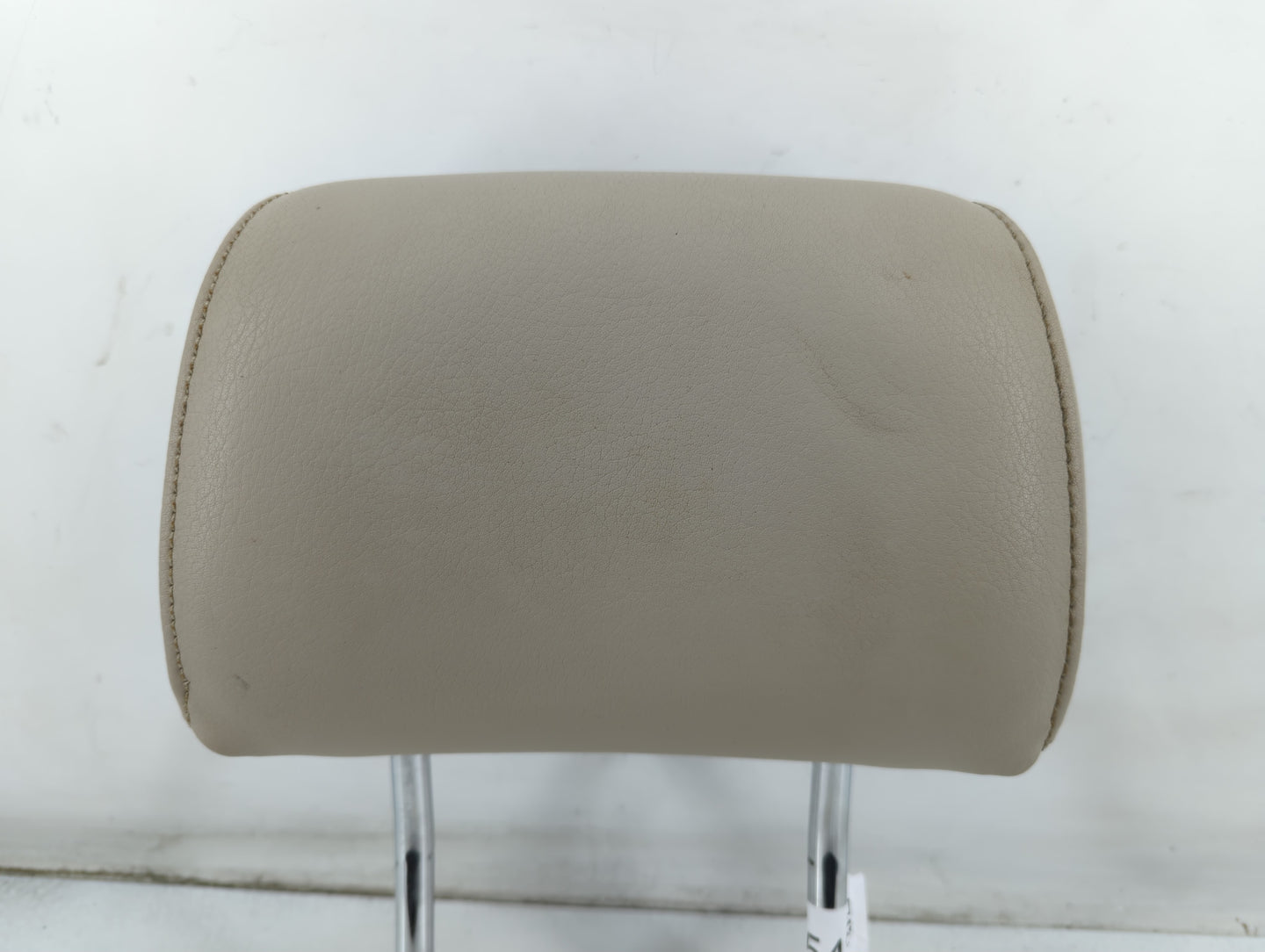 2005-2011 Audi A6 Headrest Head Rest Front Driver Passenger Seat Fits Fits 2005 2006 2007 2008 2009 2010 2011 OEM Used Auto 