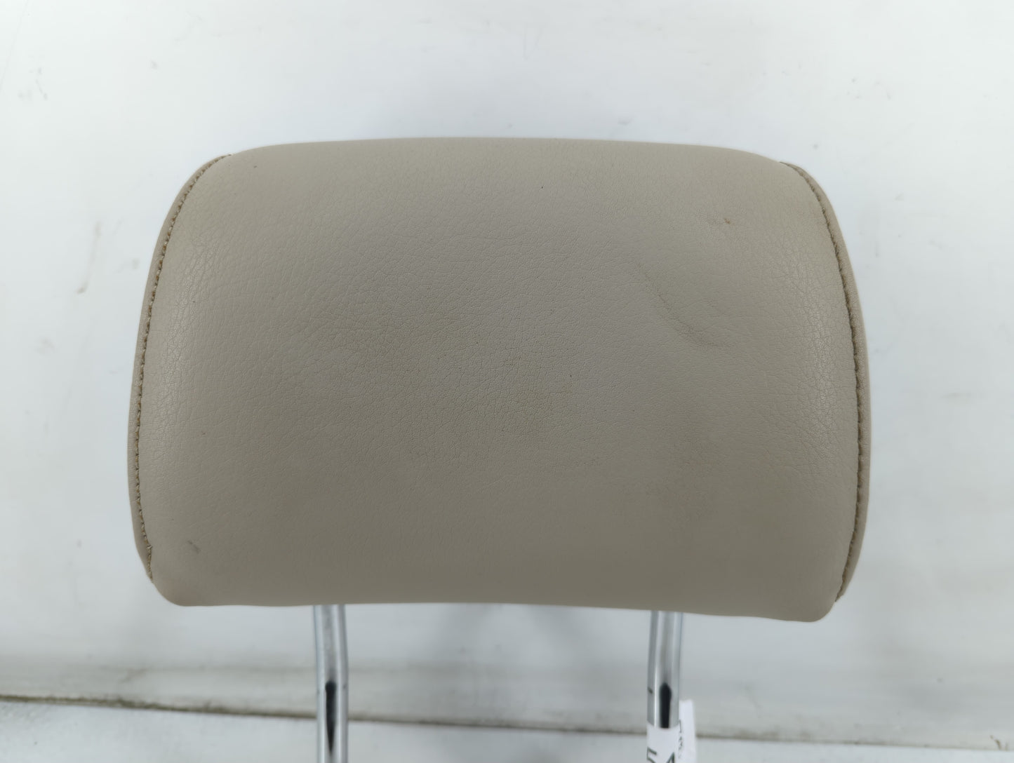 2005-2011 Audi A6 Headrest Head Rest Front Driver Passenger Seat Fits Fits 2005 2006 2007 2008 2009 2010 2011 OEM Used Auto 
