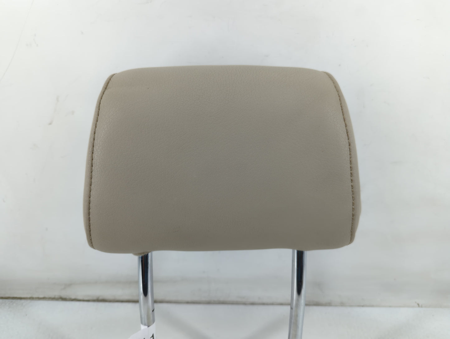 2005-2011 Audi A6 Headrest Head Rest Front Driver Passenger Seat Fits Fits 2005 2006 2007 2008 2009 2010 2011 OEM Used Auto 