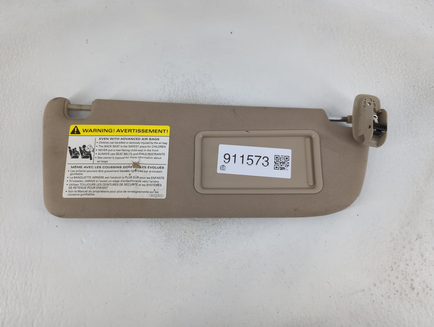 2005-2018 Audi A6 Sun Visor Shade Replacement Passenger Right Mirror Fits OEM Used Auto Parts - Oemusedautoparts1.com