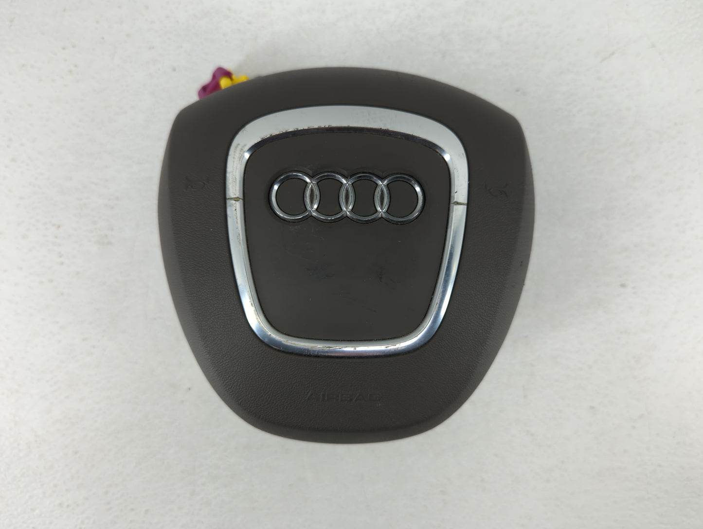 2007-2010 Audi Q7 Air Bag Driver Left Steering Wheel Mounted Fits Fits 2007 2008 2009 2010 OEM Used Auto Parts - Oemusedauto