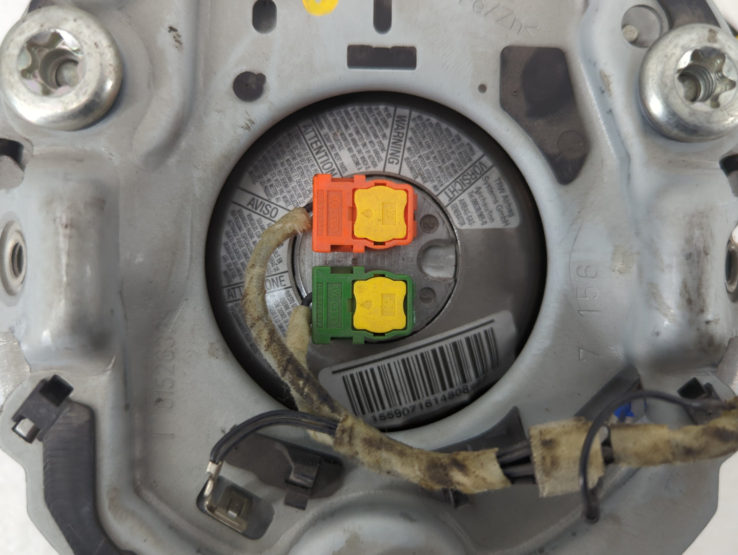 2007-2010 Audi Q7 Air Bag Driver Left Steering Wheel Mounted Fits Fits 2007 2008 2009 2010 OEM Used Auto Parts - Oemusedauto