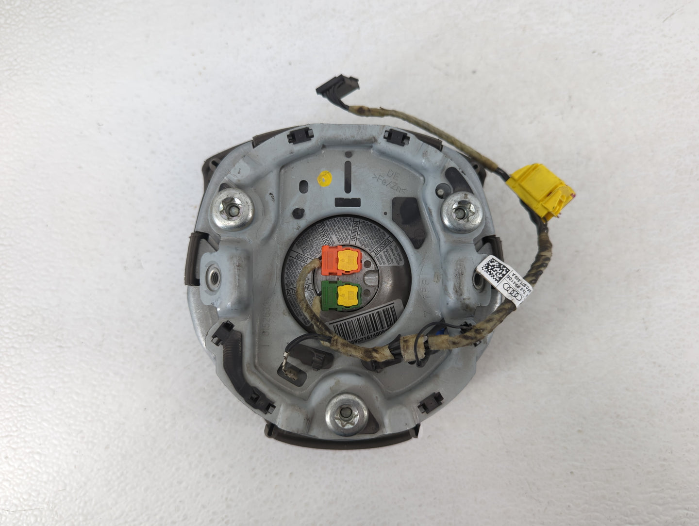 2007-2010 Audi Q7 Air Bag Driver Left Steering Wheel Mounted Fits Fits 2007 2008 2009 2010 OEM Used Auto Parts - Oemusedauto