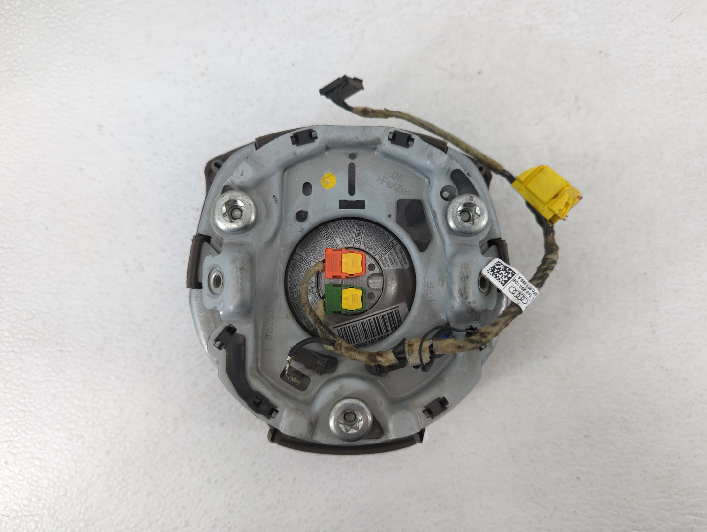 2007-2010 Audi Q7 Air Bag Driver Left Steering Wheel Mounted Fits Fits 2007 2008 2009 2010 OEM Used Auto Parts - Oemusedauto