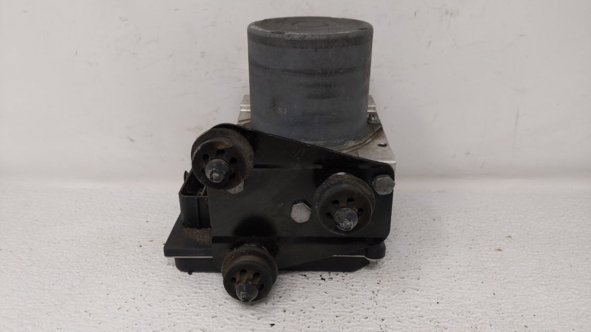 2008 Audi S5 Anti-Lock Brake ABS Pump Module Actuator OEM P/N:8K0 614 517AN Fits OEM Used Auto Parts - Oemusedautoparts1.com