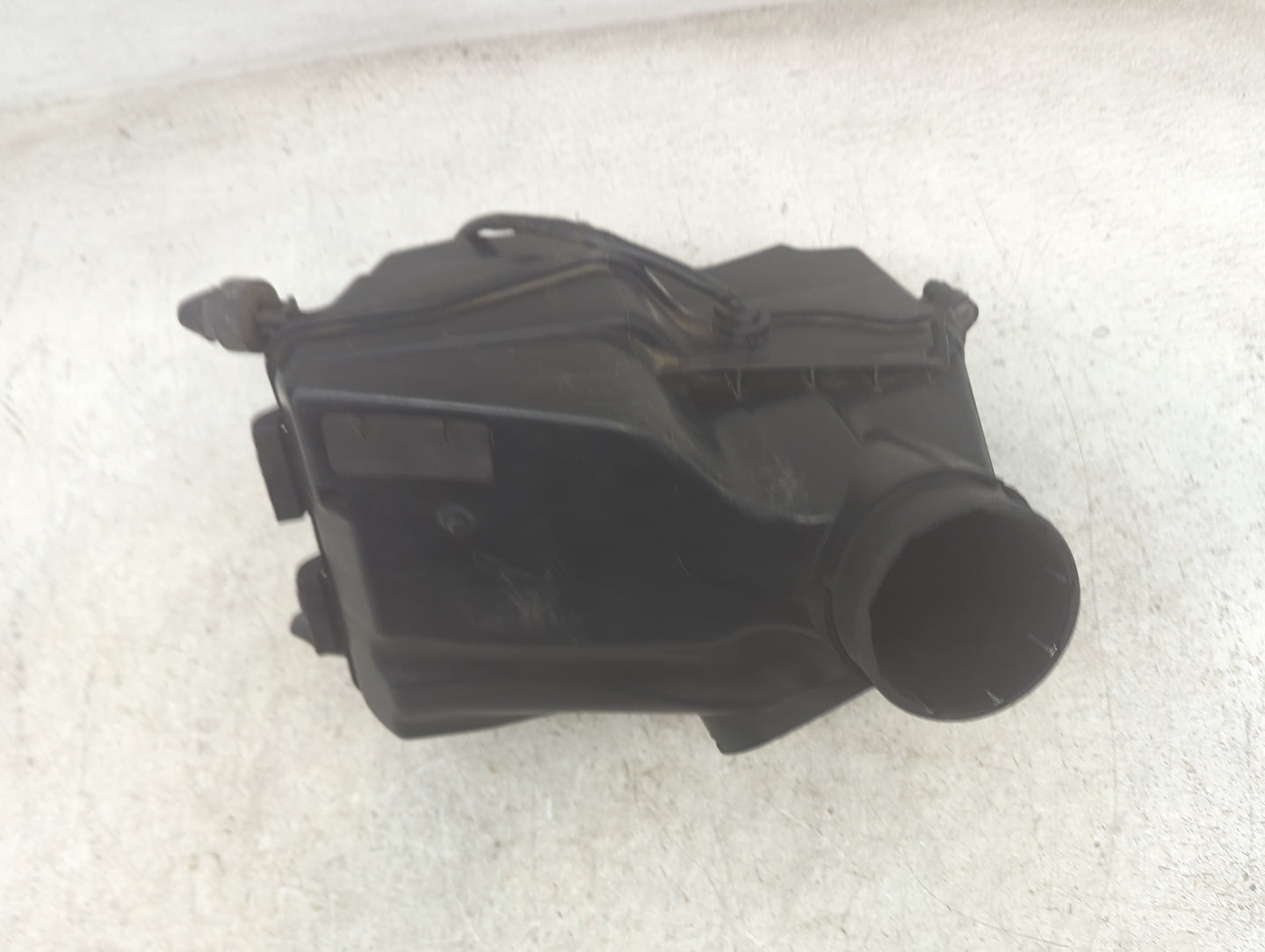 2007-2011 Audi S6 Air Cleaner Intake-duct Hose Tube - Oemusedautoparts1.com