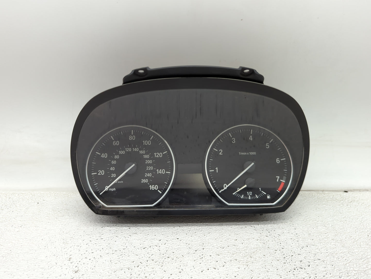 2008-2013 Bmw 128 Instrument Cluster Speedometer Gauges P/N:1041568 Fits Fits 2008 2009 2010 2011 2012 2013 OEM Used Auto Pa