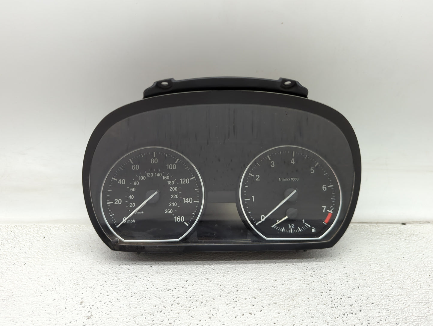 2008-2013 Bmw 128 Instrument Cluster Speedometer Gauges P/N:1041568 Fits Fits 2008 2009 2010 2011 2012 2013 OEM Used Auto Pa