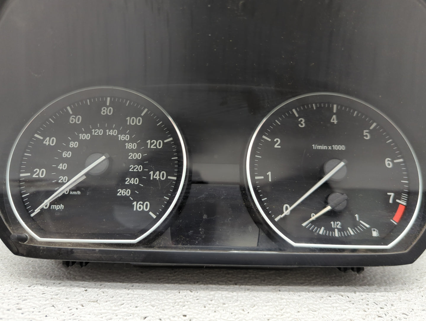 2008-2013 Bmw 128 Instrument Cluster Speedometer Gauges P/N:1041568 Fits Fits 2008 2009 2010 2011 2012 2013 OEM Used Auto Pa