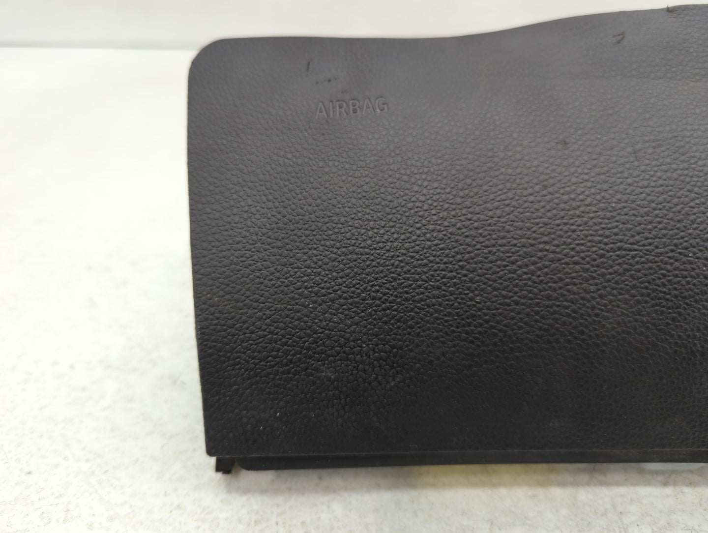 2008-2013 Bmw 135i Air Bag Passenger Right Dashboard OEM P/N:M05525 AA01308 Fits Fits 2008 2009 2010 2011 2012 2013 OEM Used