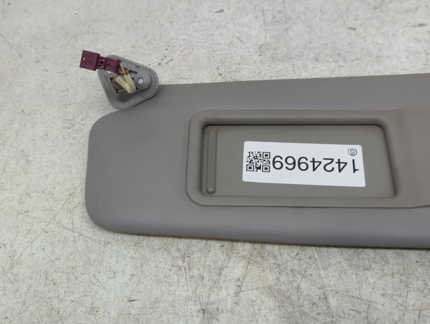 2007-2011 Bmw 328 Sun Visor Shade Replacement Driver Left Mirror Fits OEM Used Auto Parts - Oemusedautoparts1.com
