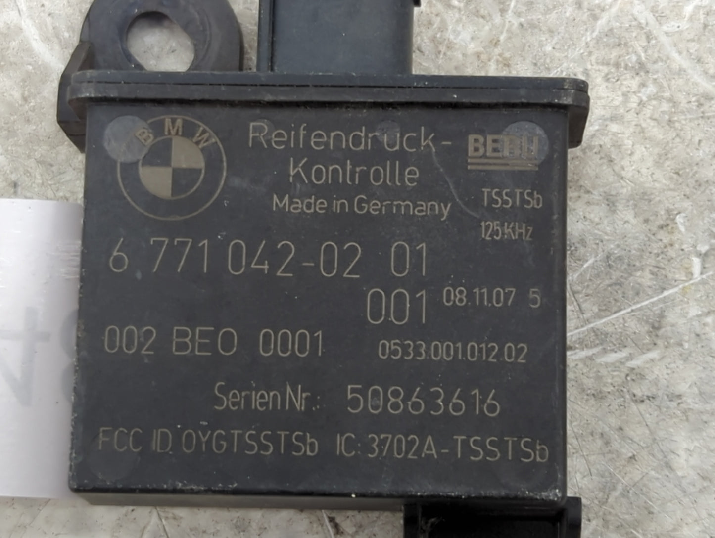 Bmw 328 Fuel Pump Control Module - Oemusedautoparts1.com