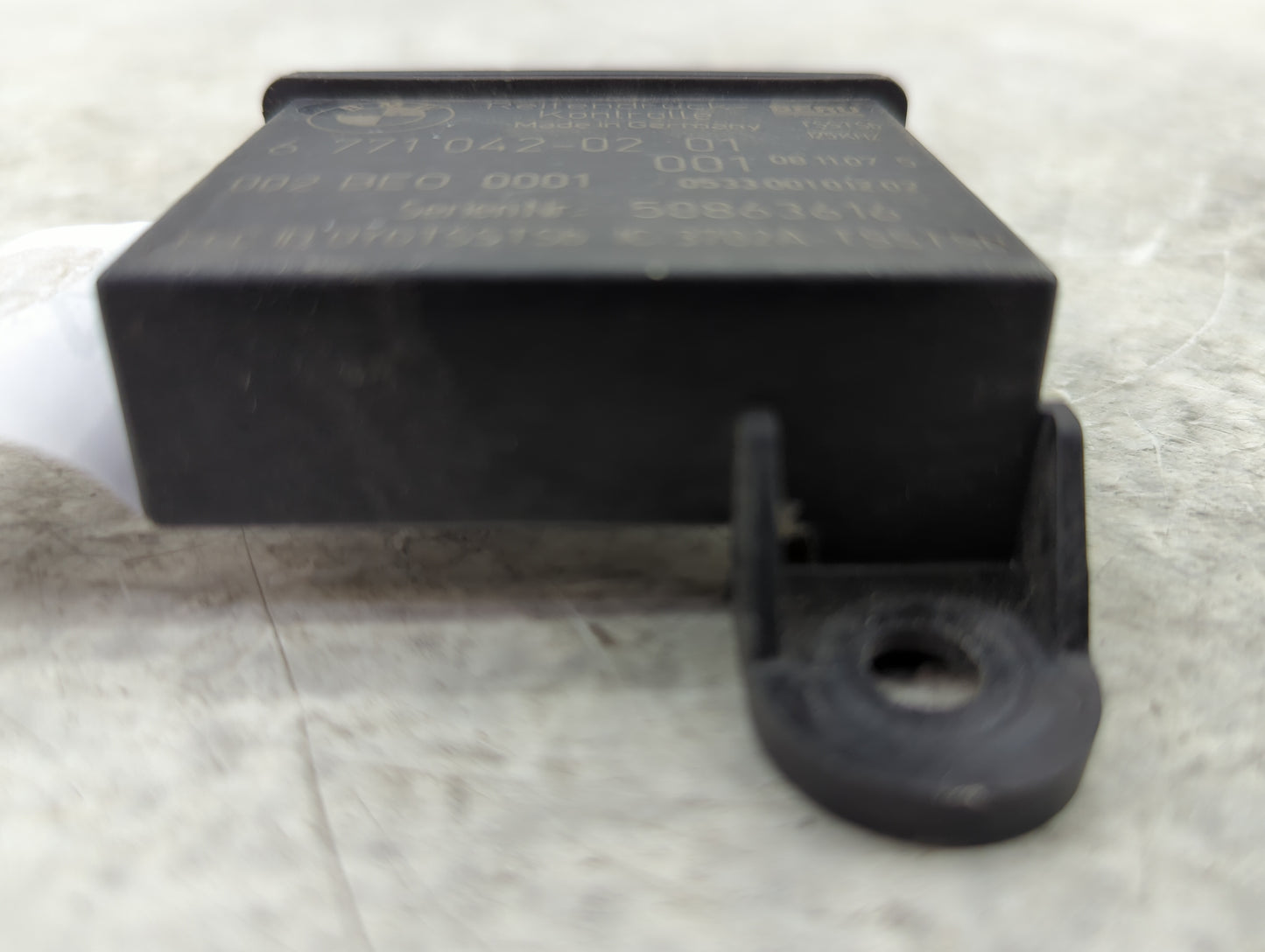Bmw 328 Fuel Pump Control Module - Oemusedautoparts1.com
