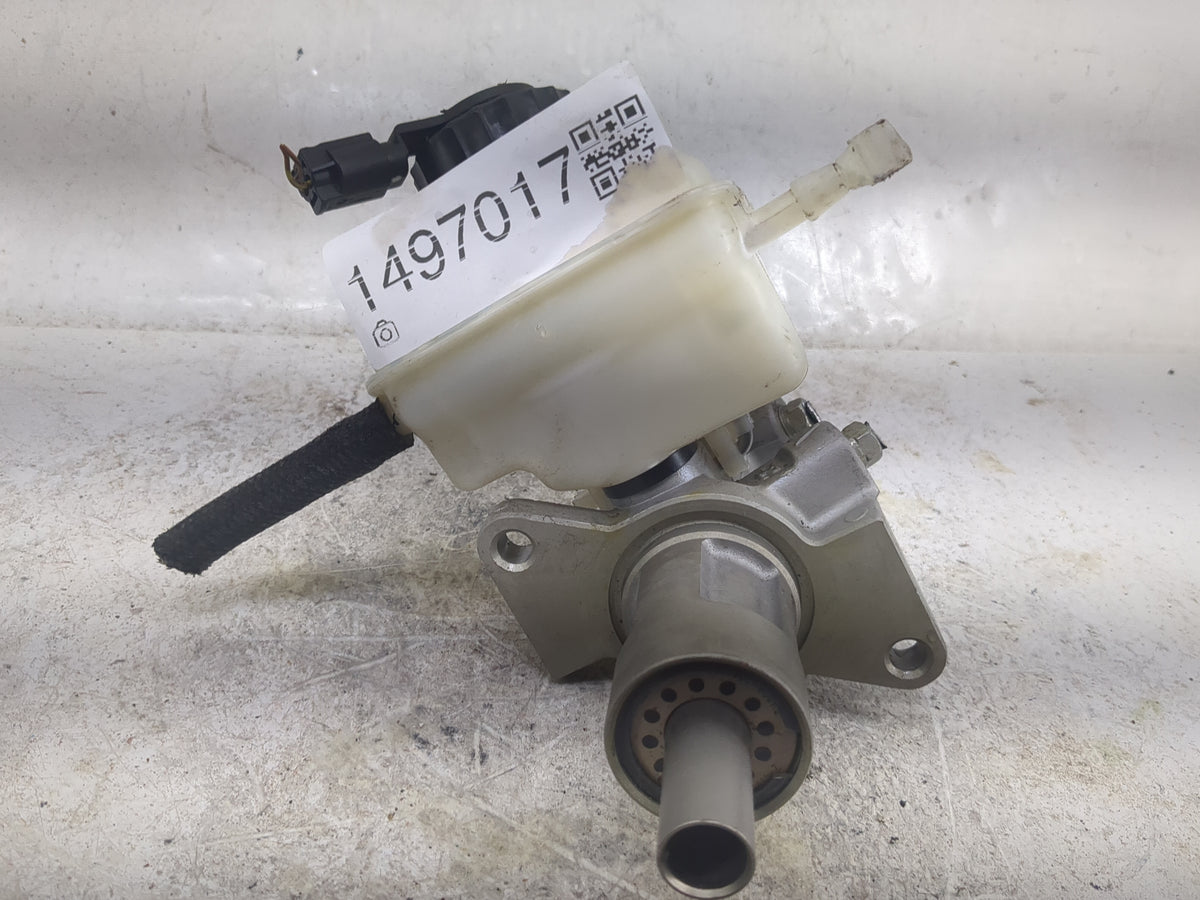 Bmw 328 Brake Master Cylinder - Oemusedautoparts1.com