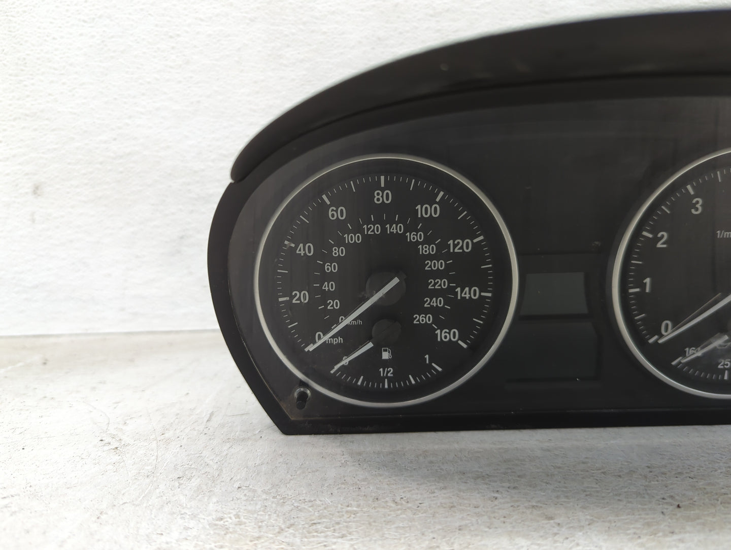 2007-2011 Bmw 328i Instrument Cluster Speedometer Gauges P/N:9166858-02 726607264 Miles:146K Fits Fits 2007 2008 2009 2010 2