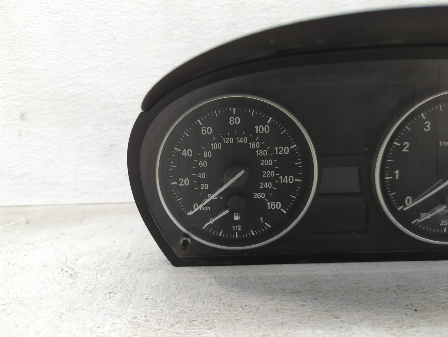 2007-2011 Bmw 328i Instrument Cluster Speedometer Gauges P/N:9166858-02 726607264 Miles:146K Fits Fits 2007 2008 2009 2010 2