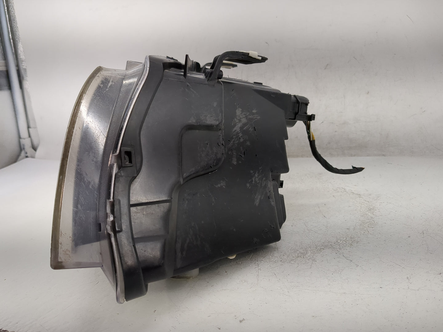 Bmw 328xi Passenger Right Oem Head Light Headlight Lamp - Oemusedautoparts1.com