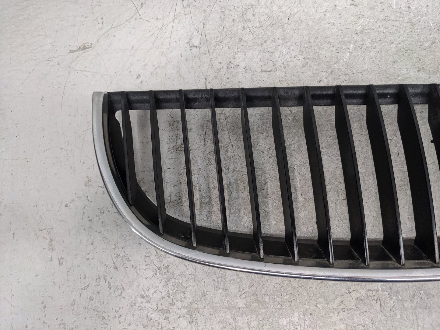 Bmw 328xi Front Bumper Grille - Oemusedautoparts1.com