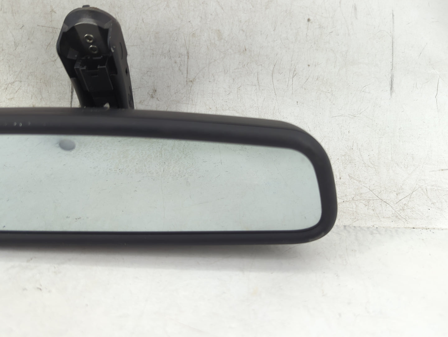 2008 Bmw 328i Interior Rear View Mirror Replacement OEM P/N:GNTX-480 Fits OEM Used Auto Parts - Oemusedautoparts1.com
