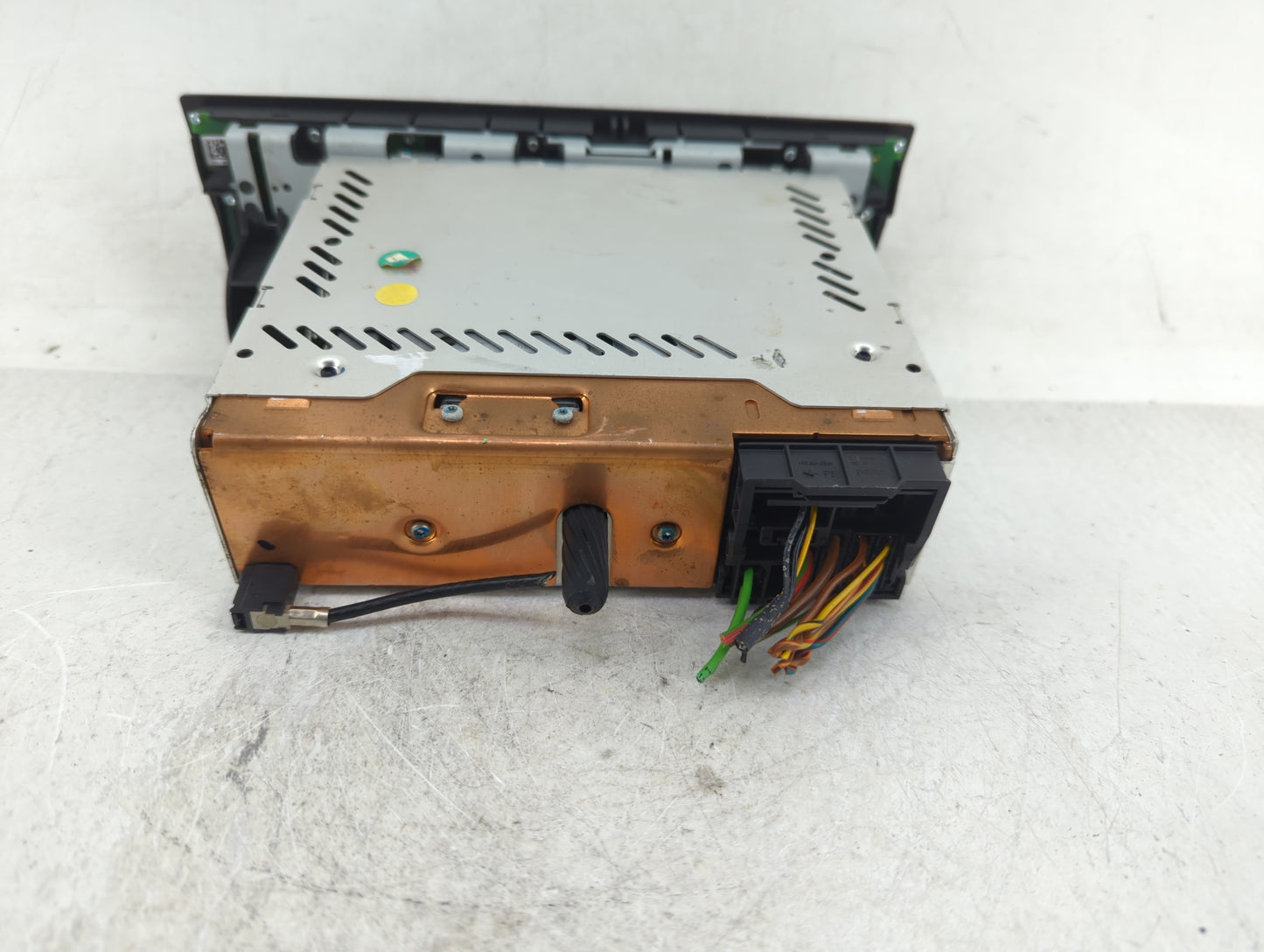 2008-2009 Bmw 328i Radio AM FM Cd Player Receiver Replacement P/N:132640 10 Fits Fits 2008 2009 OEM Used Auto Parts - Oemuse