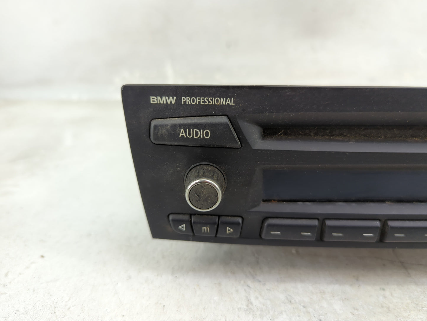 2008-2009 Bmw 328i Radio AM FM Cd Player Receiver Replacement P/N:PU83179 UB01 0338, 9 178 860 Fits Fits 2008 2009 OEM Used 